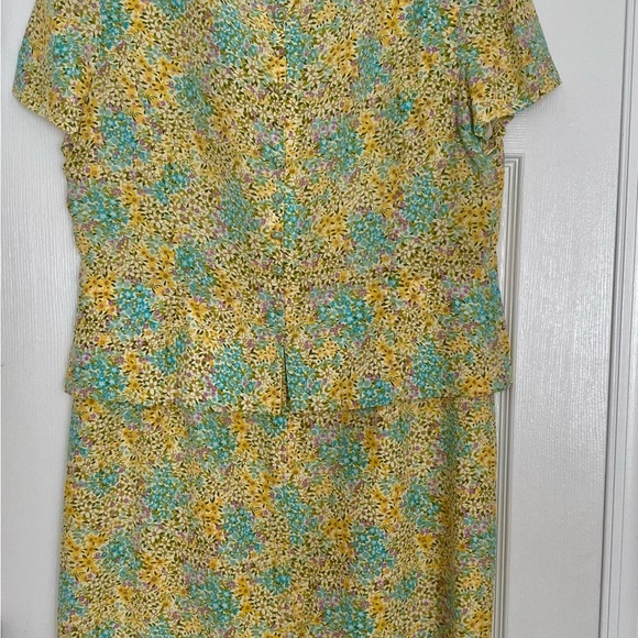Maggie London Silk Pastel Ditsy Floral Peplum Dress Padded Shoulders Lined Sz 16 - Picture 4 of 10